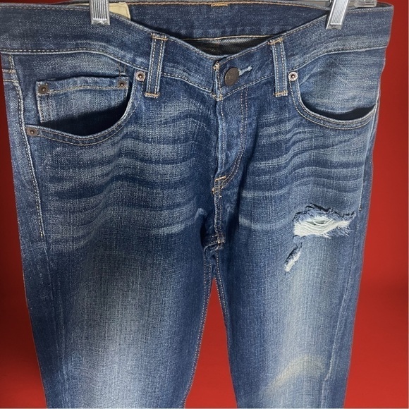 THE Hollister Skinny Med-Dark Wash Slight Factory Distressing and Fading 30 x 32 - Picture 9 of 13